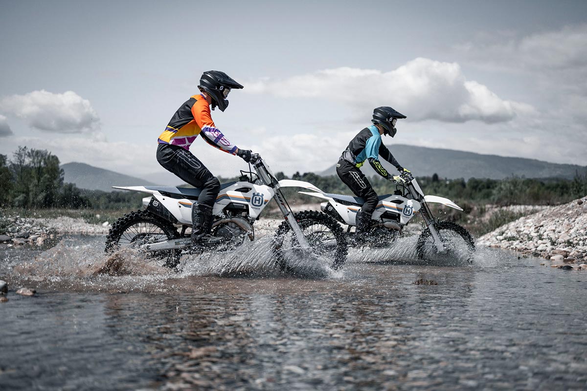 Motocross con gear AXO